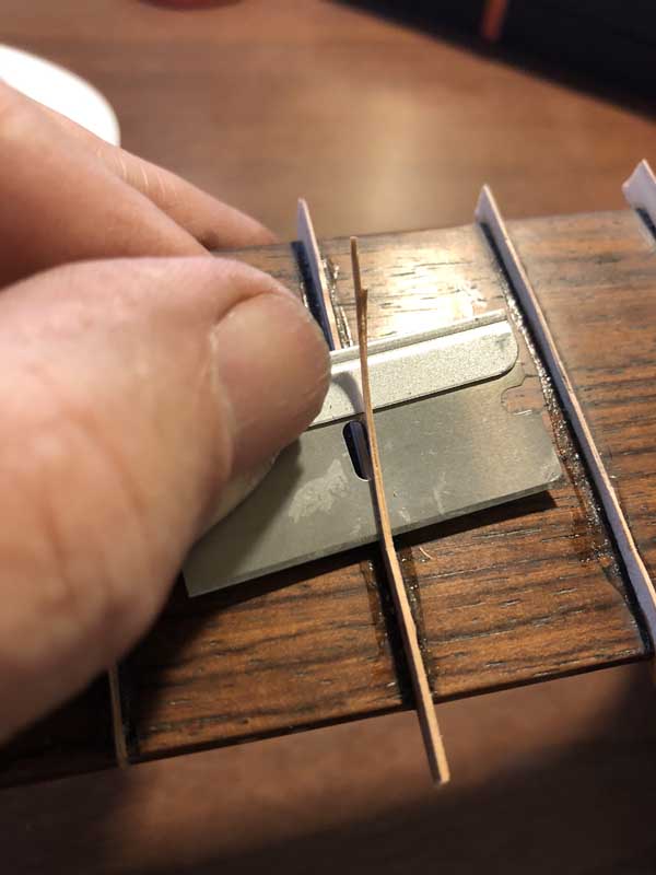 shaving veneer strips